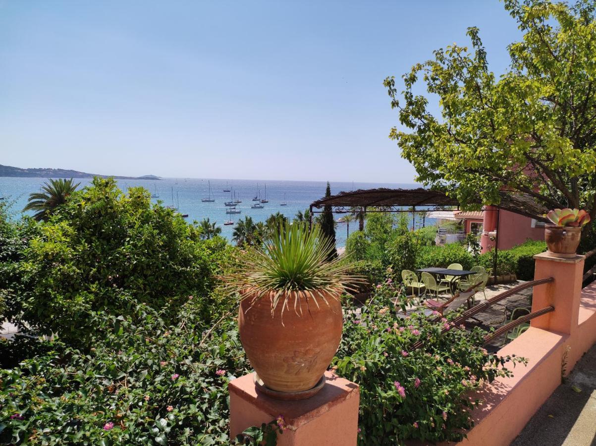 Les Galets Hotel Et B&B บ็องโดล ภายนอก รูปภาพ