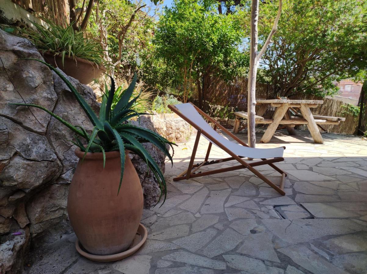 Les Galets Hotel Et B&B บ็องโดล ภายนอก รูปภาพ