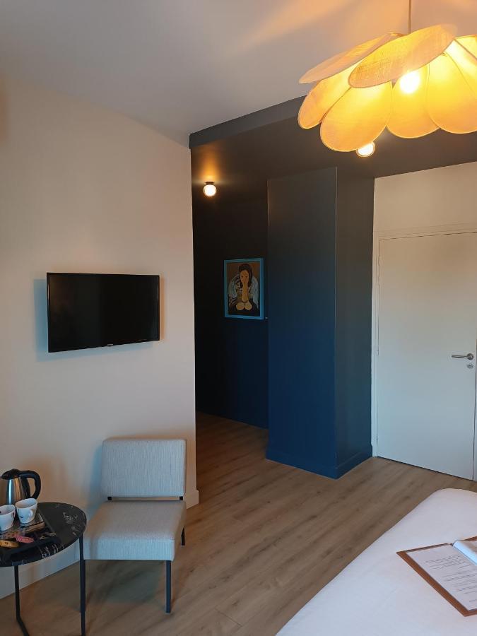 Les Galets Hotel Et B&B บ็องโดล ภายนอก รูปภาพ