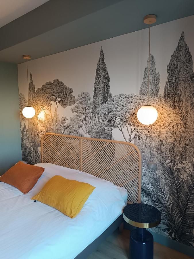 Les Galets Hotel Et B&B บ็องโดล ภายนอก รูปภาพ