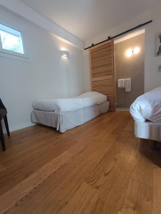 Les Galets Hotel Et B&B บ็องโดล ภายนอก รูปภาพ