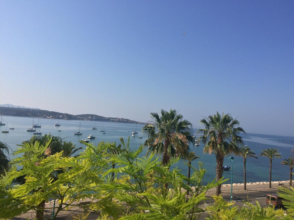 Les Galets Hotel Et B&B บ็องโดล ภายนอก รูปภาพ